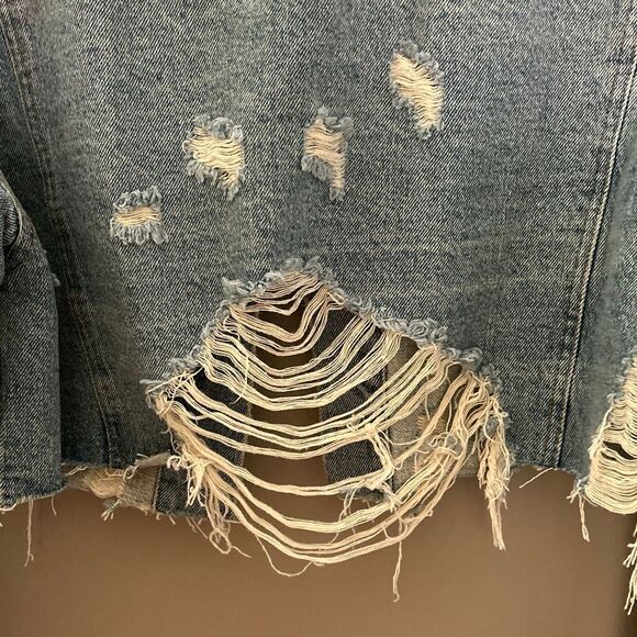 Kittenish Babe Cropped Denim Jacket Woman’s Small - Picture 4 of 8